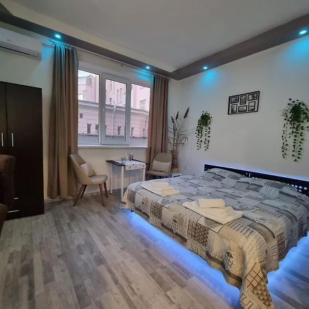 Студио В Центъра На Бургас Apartment ภายนอก รูปภาพ