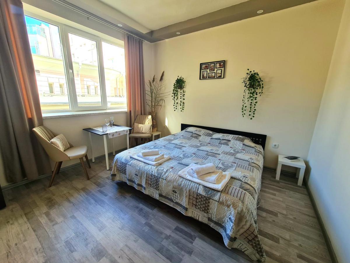 Студио В Центъра На Бургас Apartment ภายนอก รูปภาพ